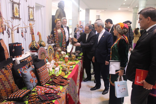 Eýranyň we Türkmenistanyň bilelikdäki ikinji syýahatçylyk festiwaly